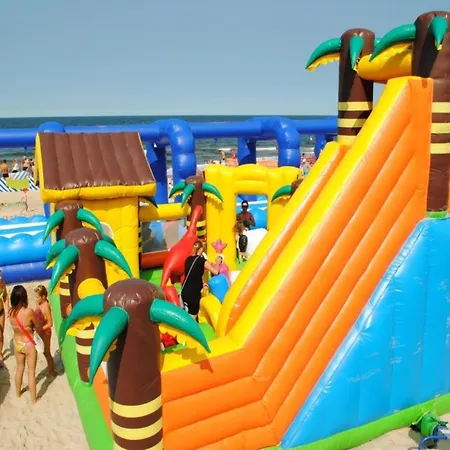 Two-story Homes Close To The Seaside Casa de Férias Sarbinowo