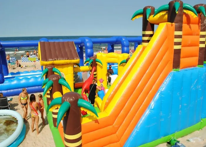 Two-story Homes Close To The Seaside Casa vacanze Sarbinowo